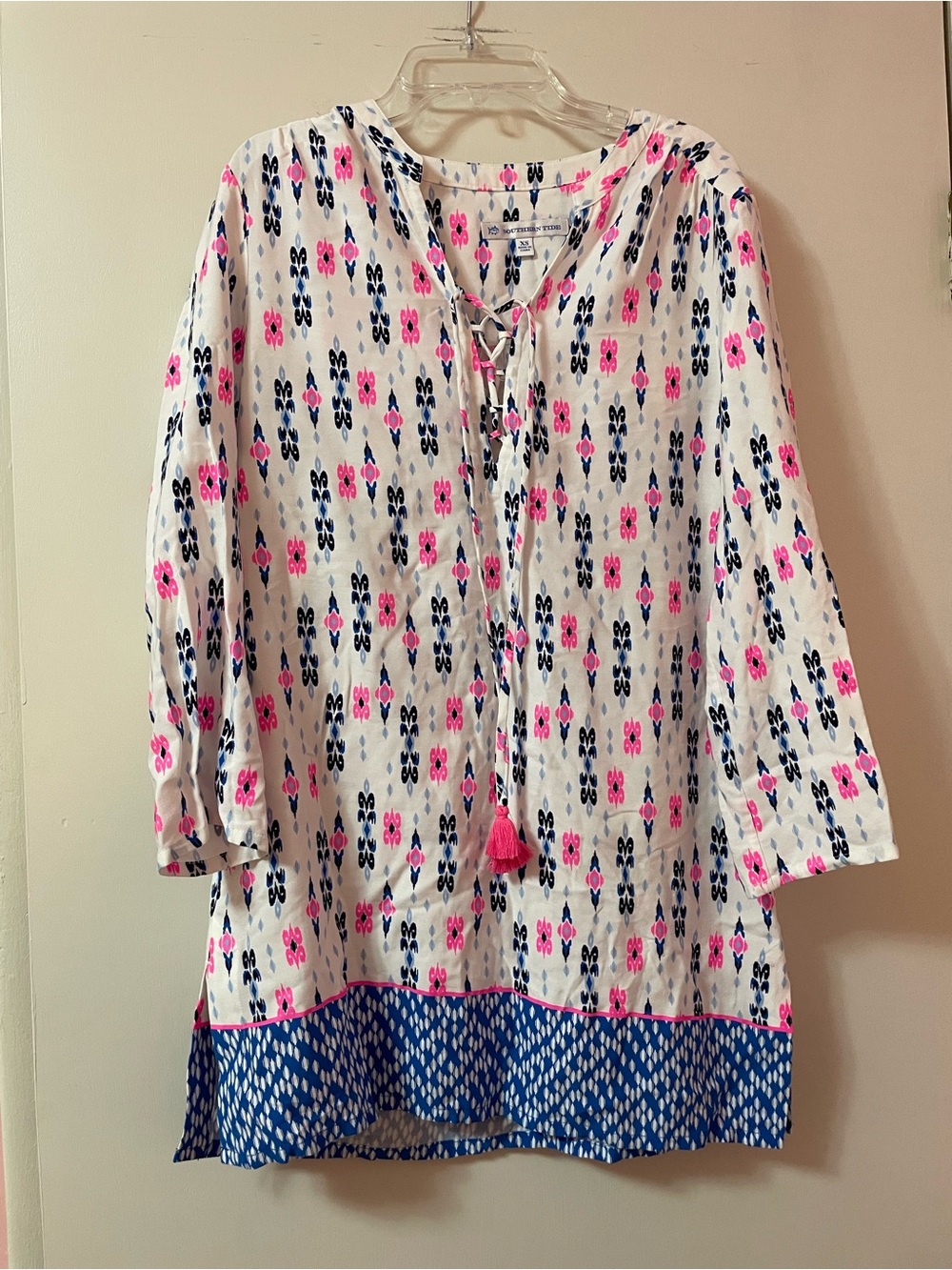Southern Tide white, pink, and blue floral print tunic oversized top